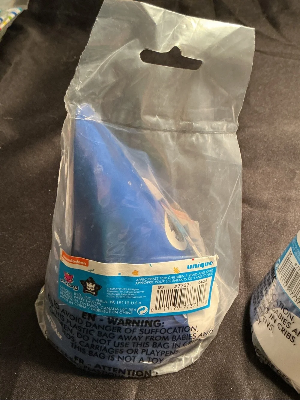 NWT Nickelodeon Baby Shark Blue Party Cone Hats (16) 2 packages